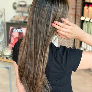 Honey Blonde Highlights by Lindsey
