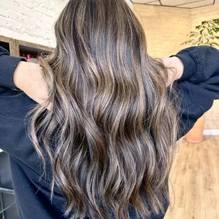 Highlights with a shadow root by Lindsey