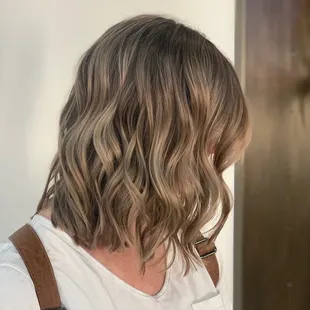 Low maintenance blonde by Lindsey