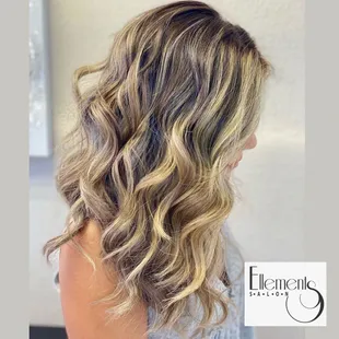 Ellements Salon 559512-0330 Hair by Talynn @highlightsbytalynn @ellementshairsalon
