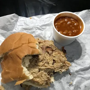 Pulled pork sandwich