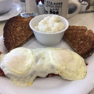 Corn Beef Hash & Eggs