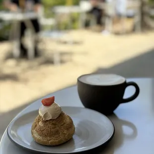 Cream puff