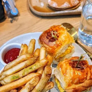 Pineapple Bun Sliders