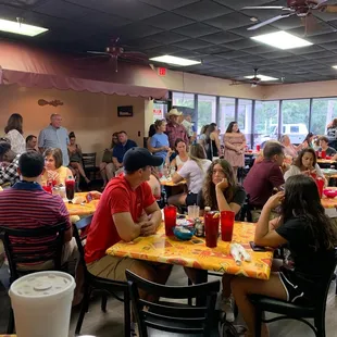 While there is usually a line on the weekends, it moves quickly and your wait won&apos;t be longer than 10 minutes.