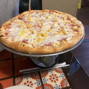 Hawaiian Pizza