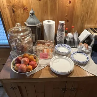 Their so called breakfast. Stale muffins and old fruit with packets of oatmeal. This is not even a decent continental breakfast.