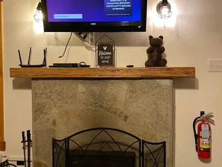 Shaver Lake Village Hotel