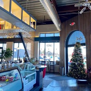 Ellis Island Coffee and Wine Lounge