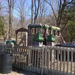 more pieces of the fort