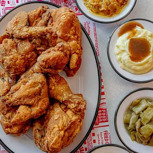 food, bbq chicken, chicken wings, fried chicken wings, chicken wings and fried chicken, poultry, fried chicken, chicken, bbq wings