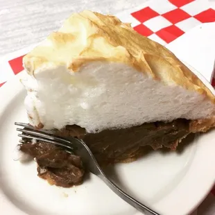 Ms. Linda&apos;s chocolate meringue pie is a Nashville favorite!