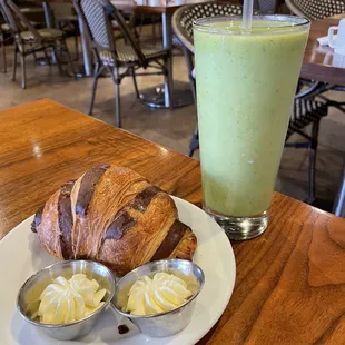 Chocolate croissant and Avocado Dream Smoothie