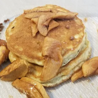 Apple Cinnamon Pancakes