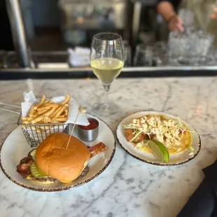 Just a quick happy hour bite