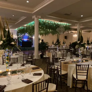 Decor chairs , tables , centerpieces, lighting