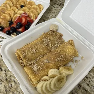 stuffed crepe with mazapan and banana