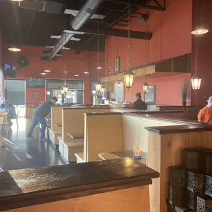 10/7/22: dark &amp; dingy. Smelled like cleansers.