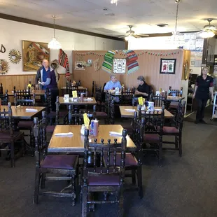 ramen and noodles, interior