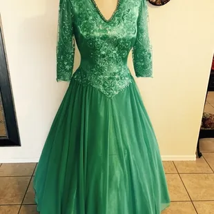 Dress design for Olga Breeskin - violinist, dancer and actress.