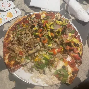 1/2 dlx, 1/2 veg