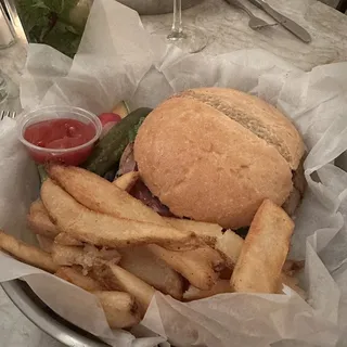 Burger Alfredo*