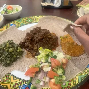 Shiru, Keywot, salad and collard greens! Yum