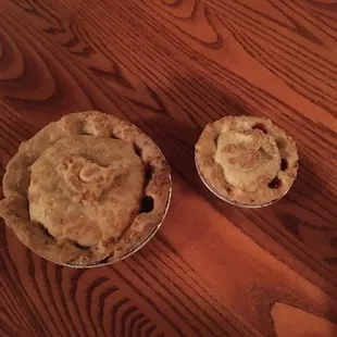 Mini pie and "cutie" pie. The cutie pie is a single serving.