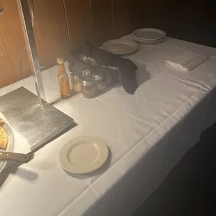 Condiments for pizza buffet