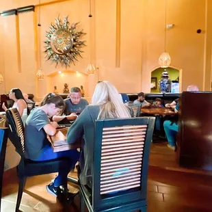 diners eating in a restaurant