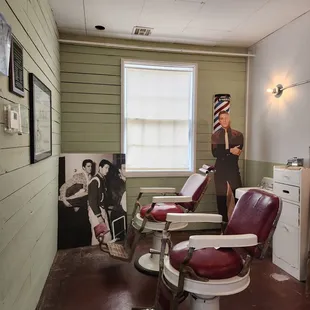 Elvis Barbershop Museum