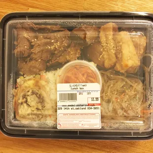 food, chicken wings and fried chicken