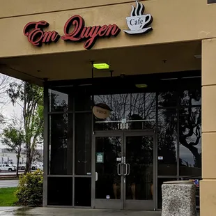 the entrance to the restaurant