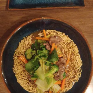 Crispy Noodles with Beef