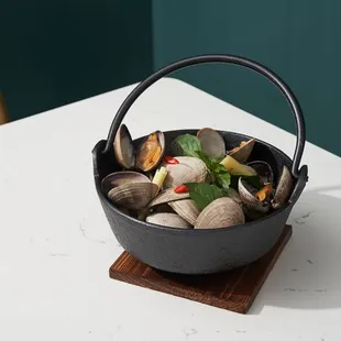 Ngheu Hap Xa - Lemongrass Clams
