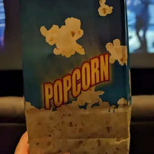 Small popcorn. It was free.