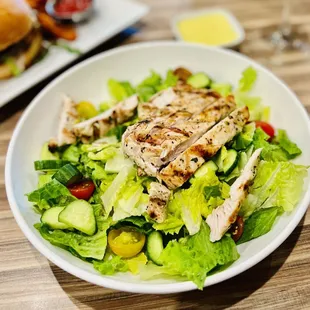 The House Salad with Grilled Chicken