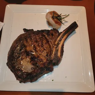 Cowboy Bone-In-Ribeye