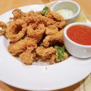 chicken wings and fried chicken, fried chicken wings, fried chicken, chicken, bbq wings, poultry, chicken wings, food, bbq chicken