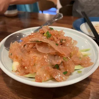 Sliced Jellyfish Head with Vinegar and Scallions