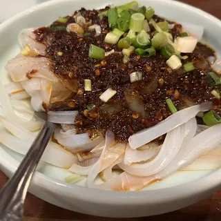 Spicy Sichuan Mung Bean Noodles