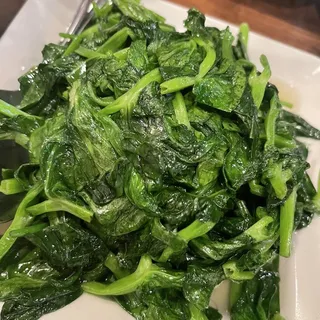 Stir-Fried Snow Pea Leaves with Garlic