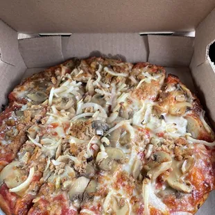 10" Sausage, Mushroom and Onion!!  (5/22/2021)