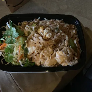 Chicken pad Thai 2 star to go