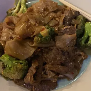 Beef Pad See-Ew Dinner