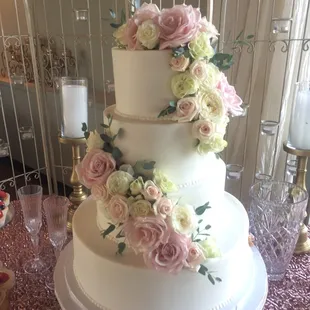 Custom Wedding Cakes