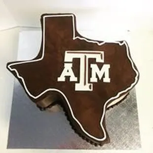 Custom Grooms &amp; Aggie Ring Day Cakes