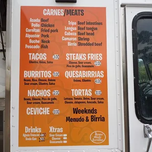 Hope they add consomme to the menu. Will definitely try the cabeza sometime soon. The aguas frescas today were just  horchata and jamaica