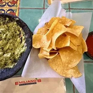 Tableside quacamole, chips, and salsa