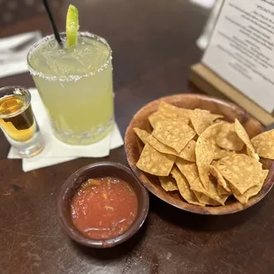 Cadillac margarita, chips &amp; salsa